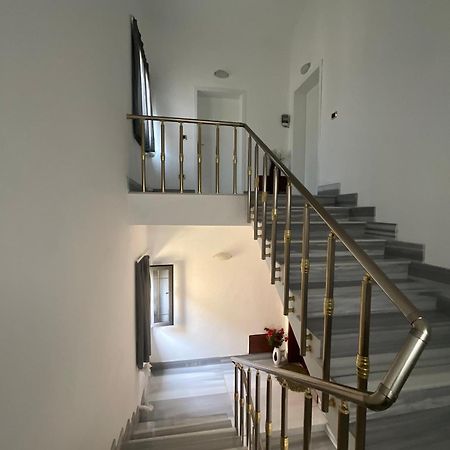 Italian Style Apartment Dıraç Dış mekan fotoğraf
