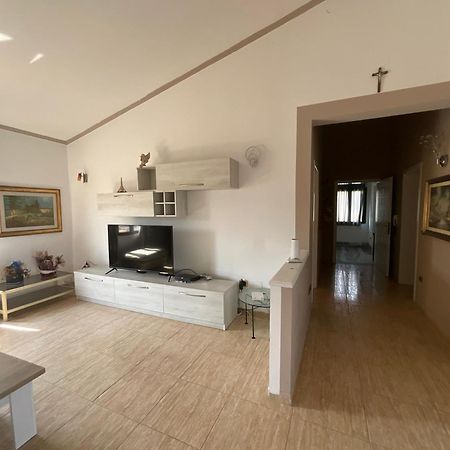 Italian Style Apartment Dıraç Dış mekan fotoğraf