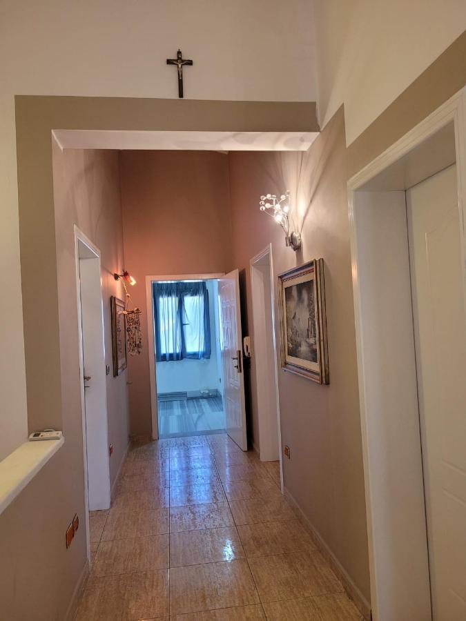 Italian Style Apartment Dıraç Dış mekan fotoğraf