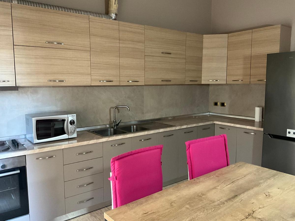 Italian Style Apartment Dıraç Dış mekan fotoğraf