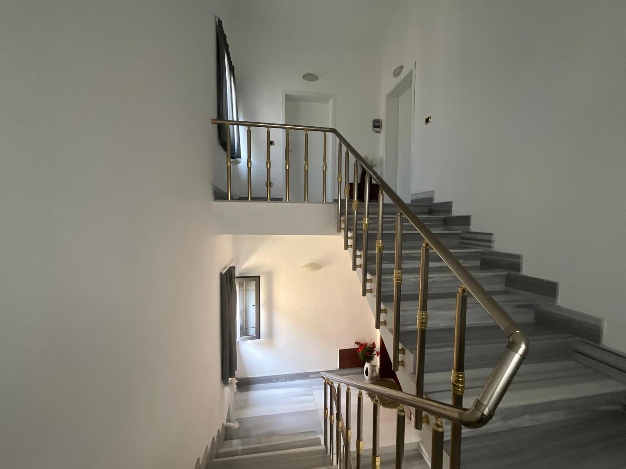 Italian Style Apartment Dıraç Dış mekan fotoğraf